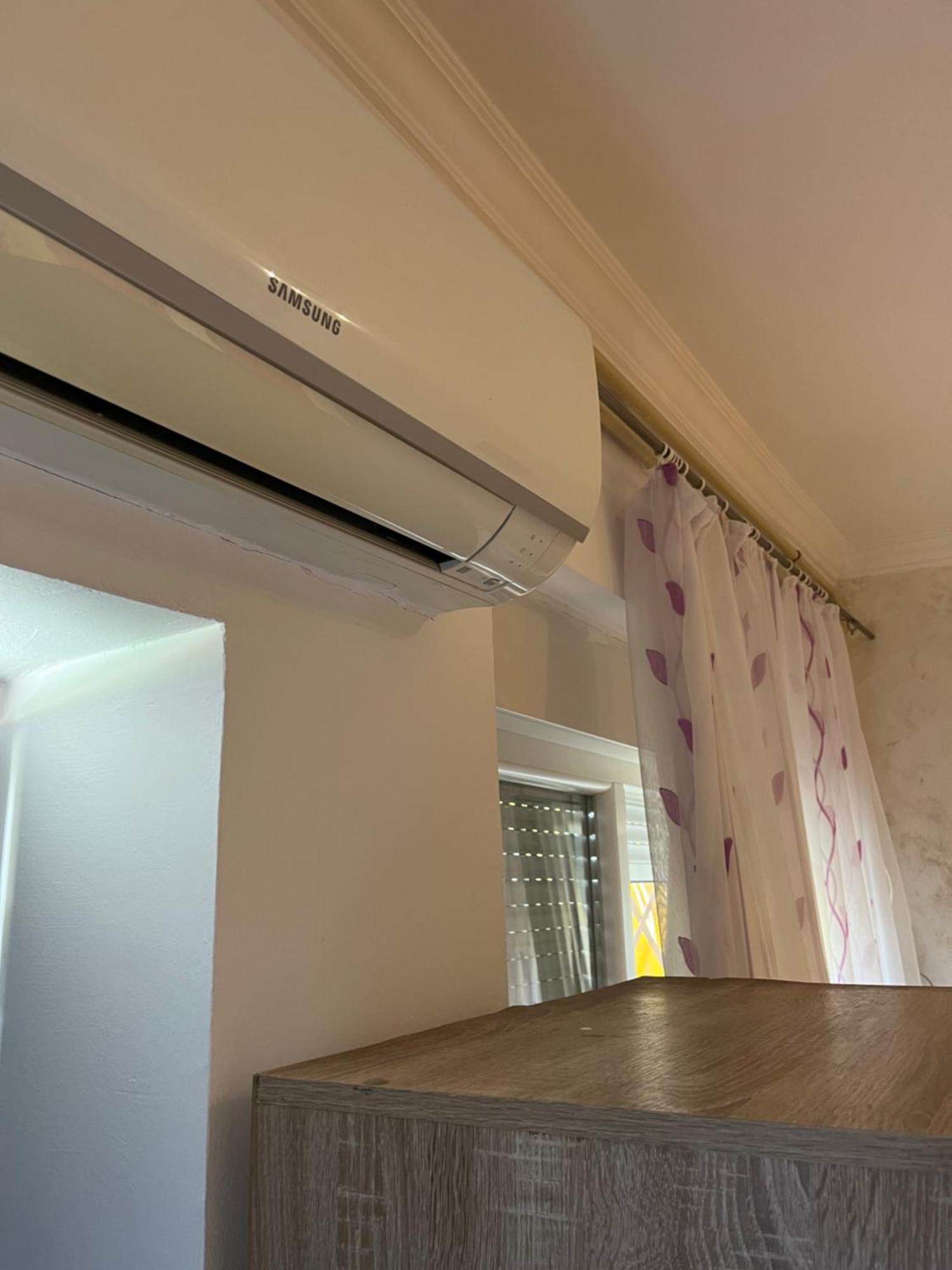 Sobe Sa Sopstvenim Kupatilom Private Rooms Bathroom In Center Novi Sad Exterior photo