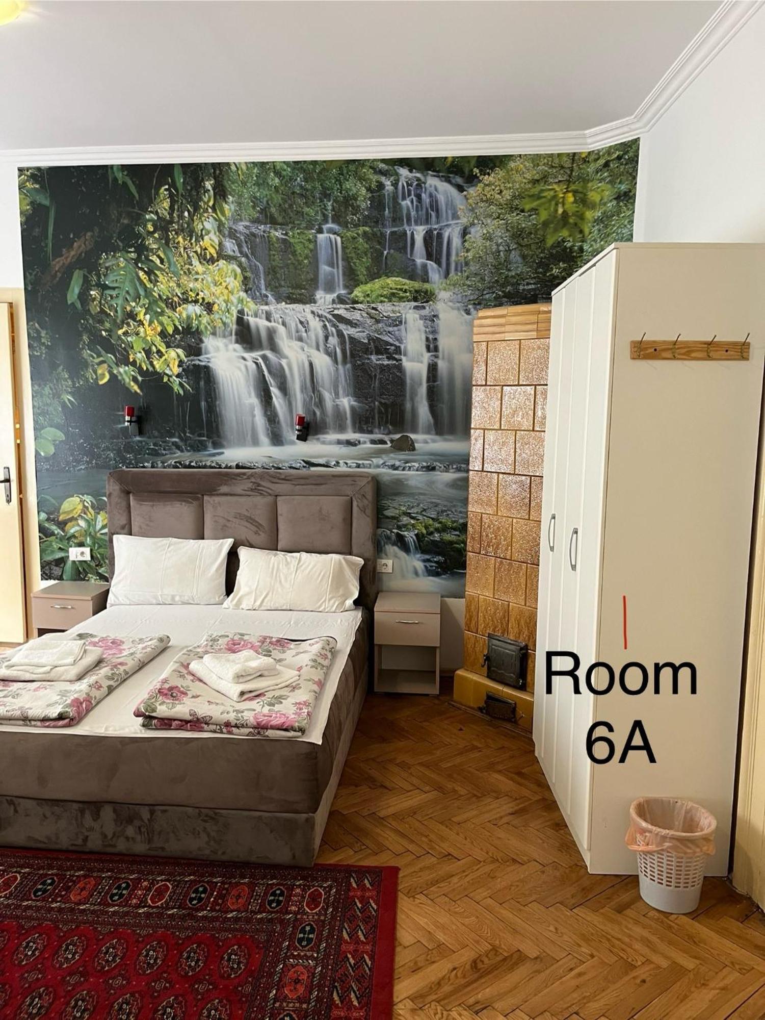 Sobe Sa Sopstvenim Kupatilom Private Rooms Bathroom In Center Novi Sad Exterior photo
