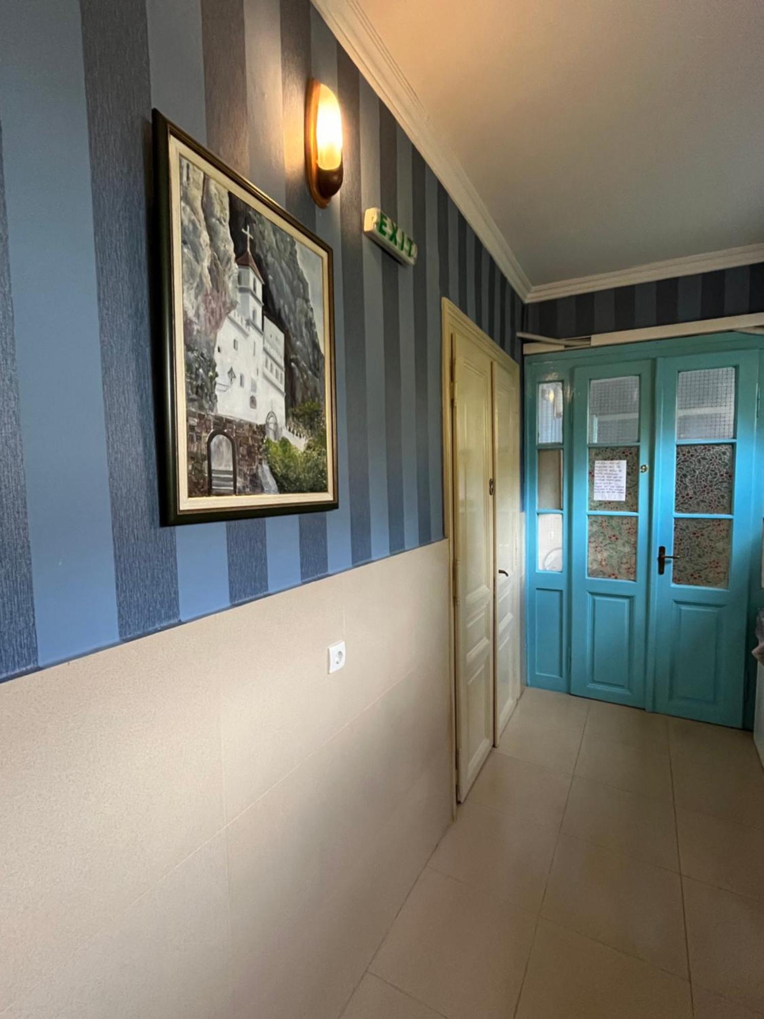 Sobe Sa Sopstvenim Kupatilom Private Rooms Bathroom In Center Novi Sad Exterior photo
